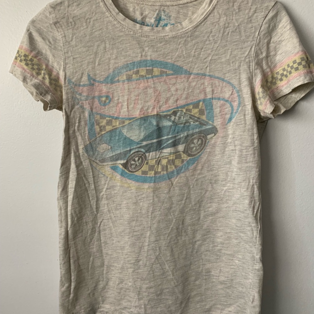 Tee